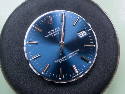 Rolex oyster perpetual date 15210