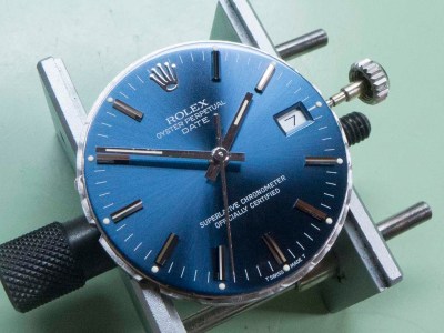 Rolex oyster perpetual date 15210