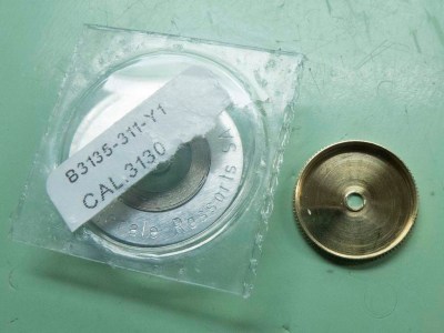 Rolex oyster perpetual date 15210