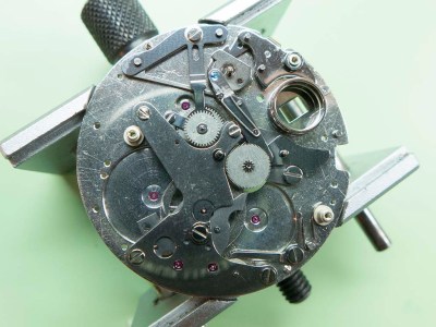 Heuer 266.006-1 quartz with Dubios-Depraz 2000 chronograph module